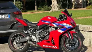 Honda CBR 650 R E-Clutch (2024 - 26)  (5)