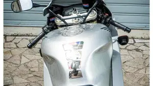 Honda VTR 1000 SP-1 (2000 - 01)  (5)