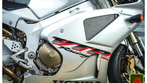 Honda VTR 1000 SP-1 (2000 - 01)  (6)