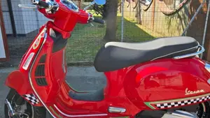 Vespa GTS 300 Super (2023 - 24)  (5)
