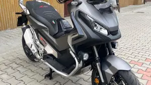 Honda X-ADV 750 (2018 - 20)  (3)