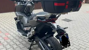 Honda X-ADV 750 (2018 - 20)  (5)
