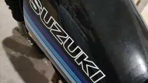Suzuki   (9)