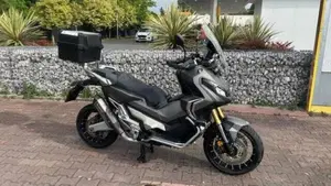 Honda X-ADV 750 (2017)  (2)
