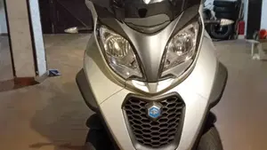 Piaggio MP3 400 Sport ABS Hpe (2021 - 22)  (3)