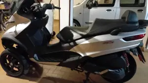 Piaggio MP3 400 Sport ABS Hpe (2021 - 22)  (4)
