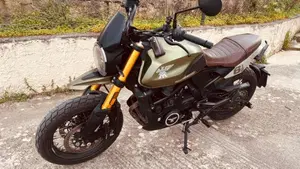Moto Morini SEIEMMEZZO SCR (2022 - 26) 