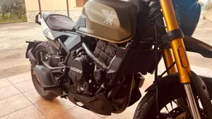 Moto Morini SEIEMMEZZO SCR (2022 - 26)  (8)