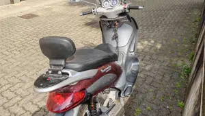 Piaggio Beverly 200 (2002 - 03)  (6)