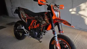 KTM 690 SMC R (2021 - 22) 