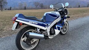 Yamaha   (5)