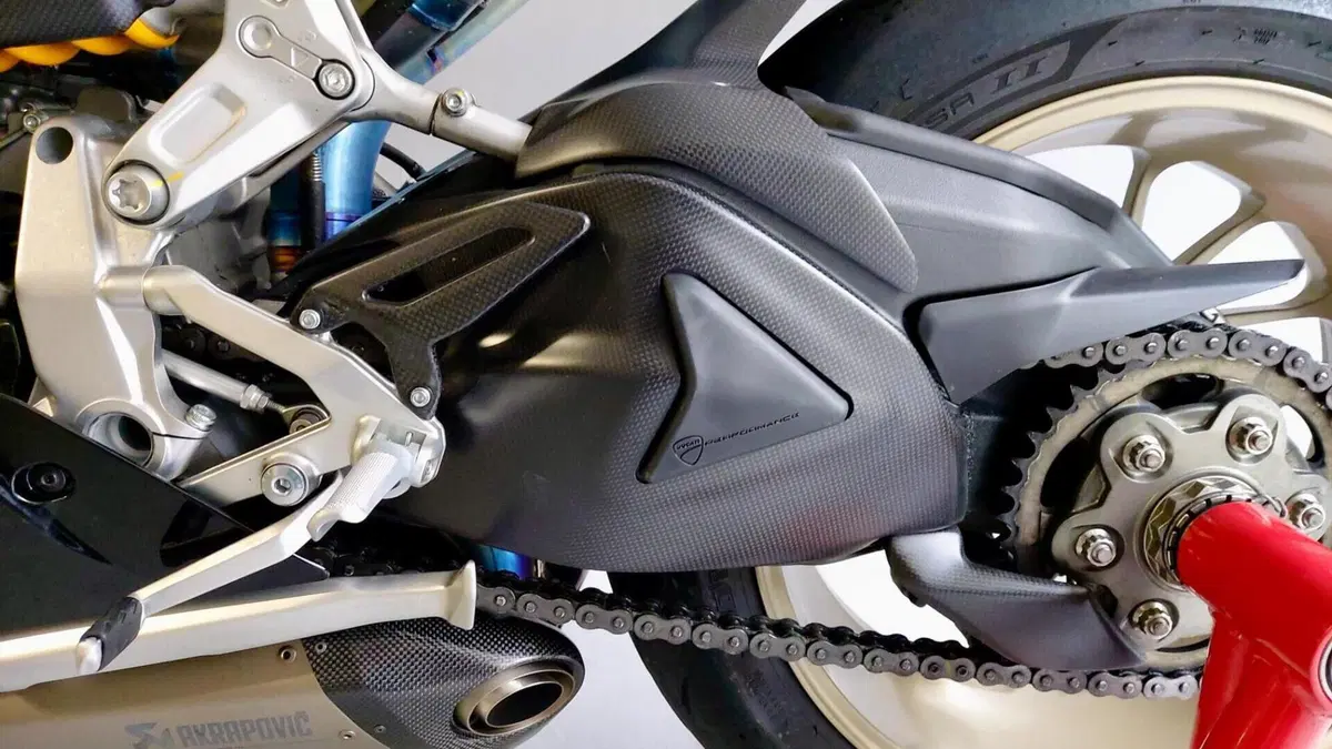 Ducati 1299 Panigale S Anniversario (2016)  (18)