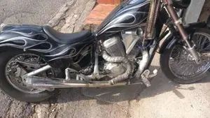 Honda VT 600 C Shadow (1989 - 98)  (4)