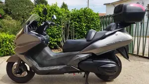 Honda Silver Wing 400 (2006 - 09) 