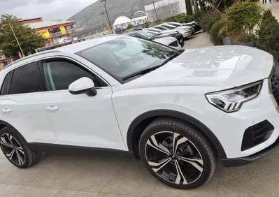 Audi Q3 35 2.0 tdi Business Advanced s-tronic usata