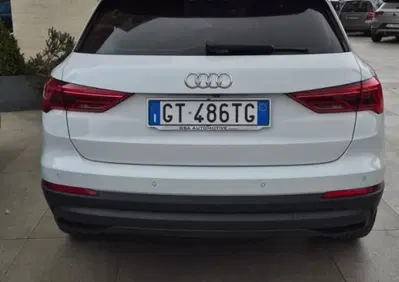 Audi Q3 35 2.0 tdi Business Advanced s-tronic (3)