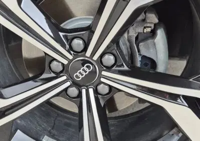 Audi Q3 35 2.0 tdi Business Advanced s-tronic (4)