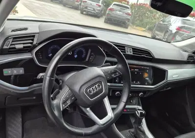 Audi Q3 35 2.0 tdi Business Advanced s-tronic (7)