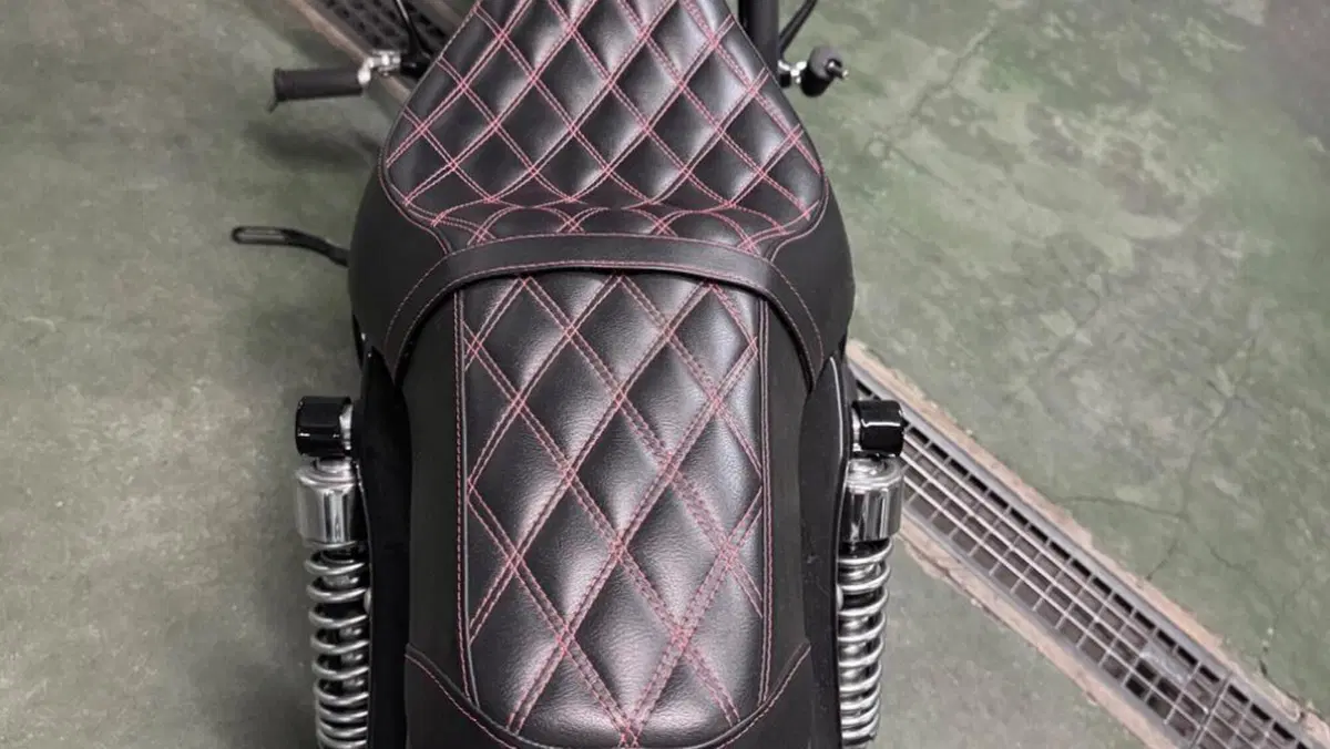 Harley-Davidson 1200 Forty-Eight (2010 - 15)  (11)