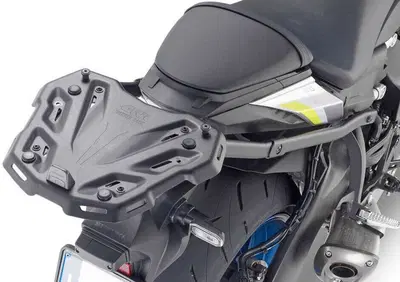 Attacco Posteriore Givi 3119FZ Per SUZUKI GSX S100 - Annuncio 8949815