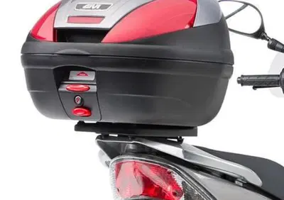 GIVI E137 Attacco posteriore specifico per baulett - Annuncio 8981563