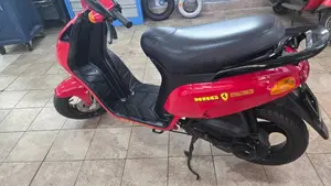 Piaggio NRG 50 Ferrari  (4)