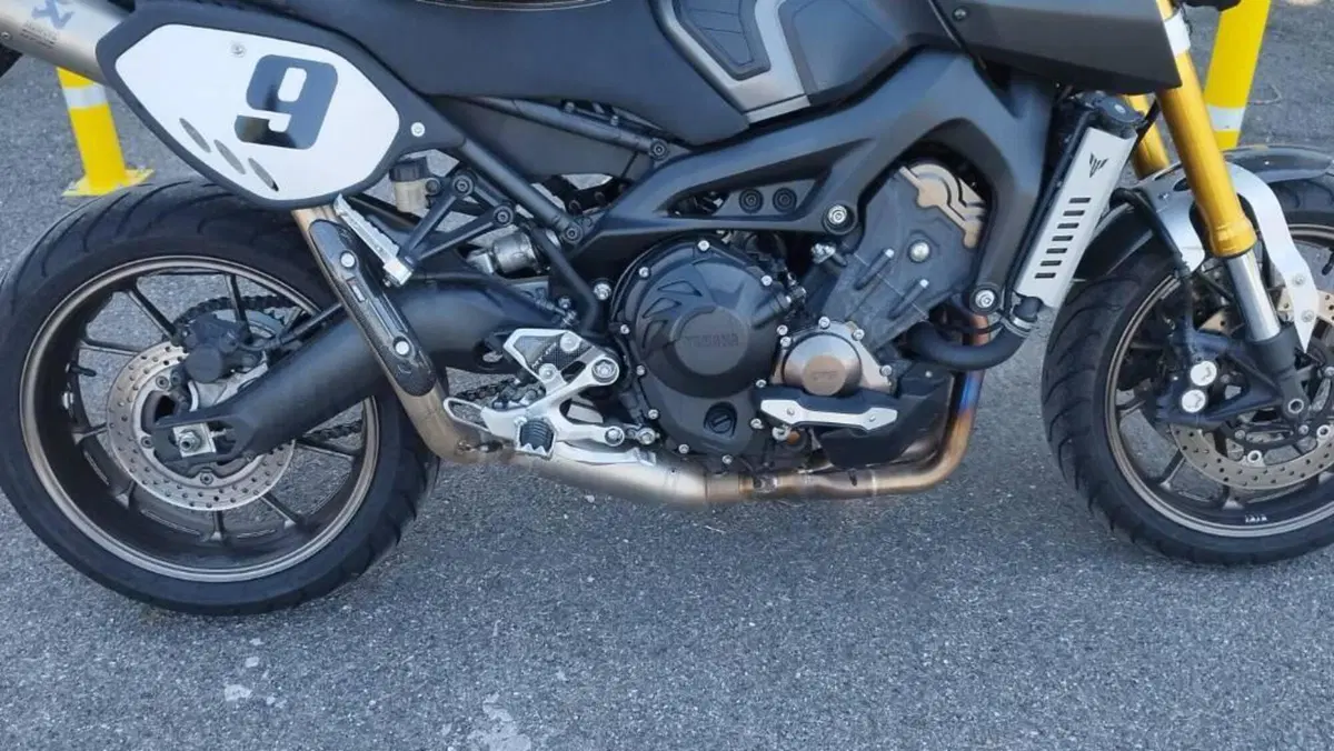 Yamaha MT-09 Sport Tracker (2014 - 16)  (2)