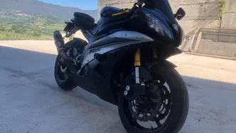 Yamaha YZF R6 (2006 - 07) usata