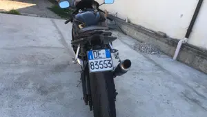 Yamaha YZF R6 (2006 - 07)  (4)