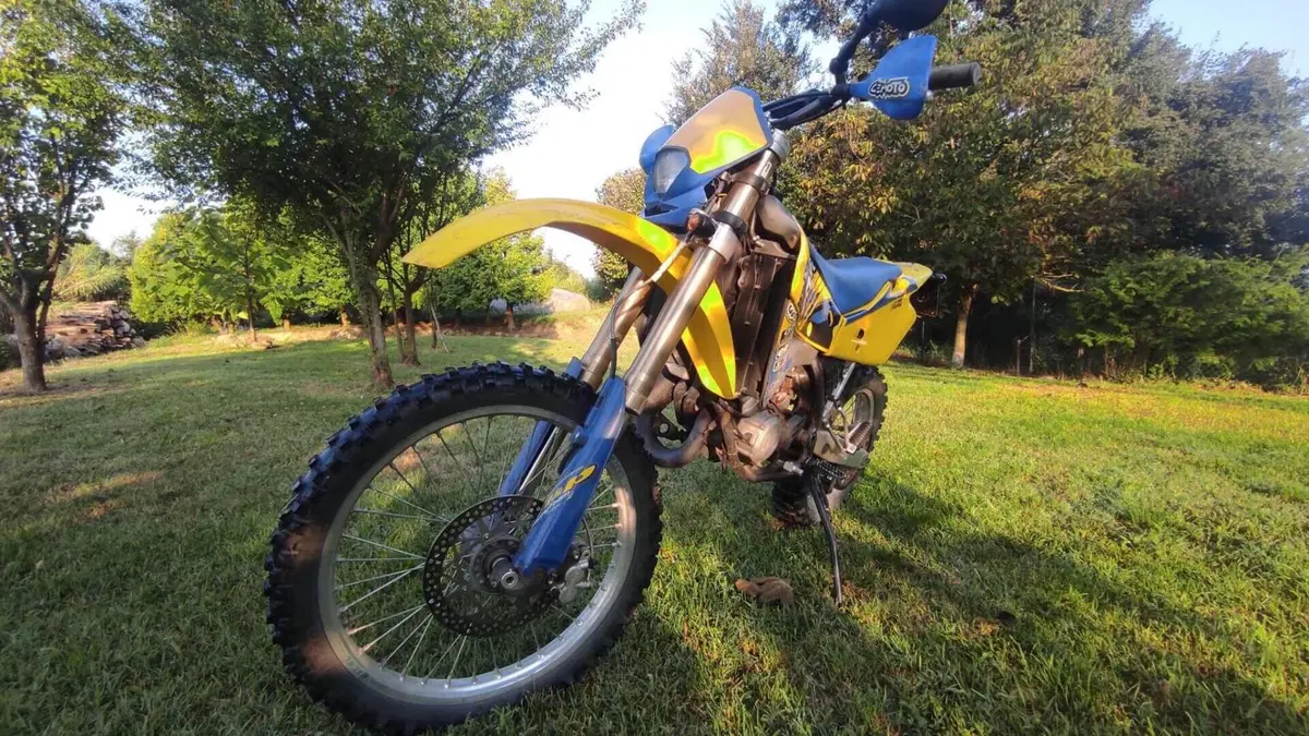 Husqvarna WR 125 (2002 - 04) 