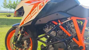 KTM 1290 Super Duke GT (2019 - 20)  (7)
