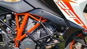 KTM 1290 Super Duke GT (2019 - 20)  (10)