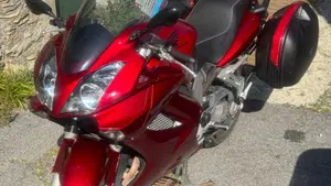 Honda VFR 800 (2002 - 05)  (3)
