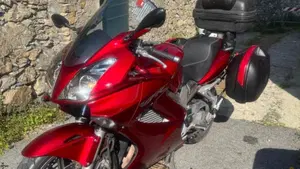 Honda VFR 800 (2002 - 05)  (8)