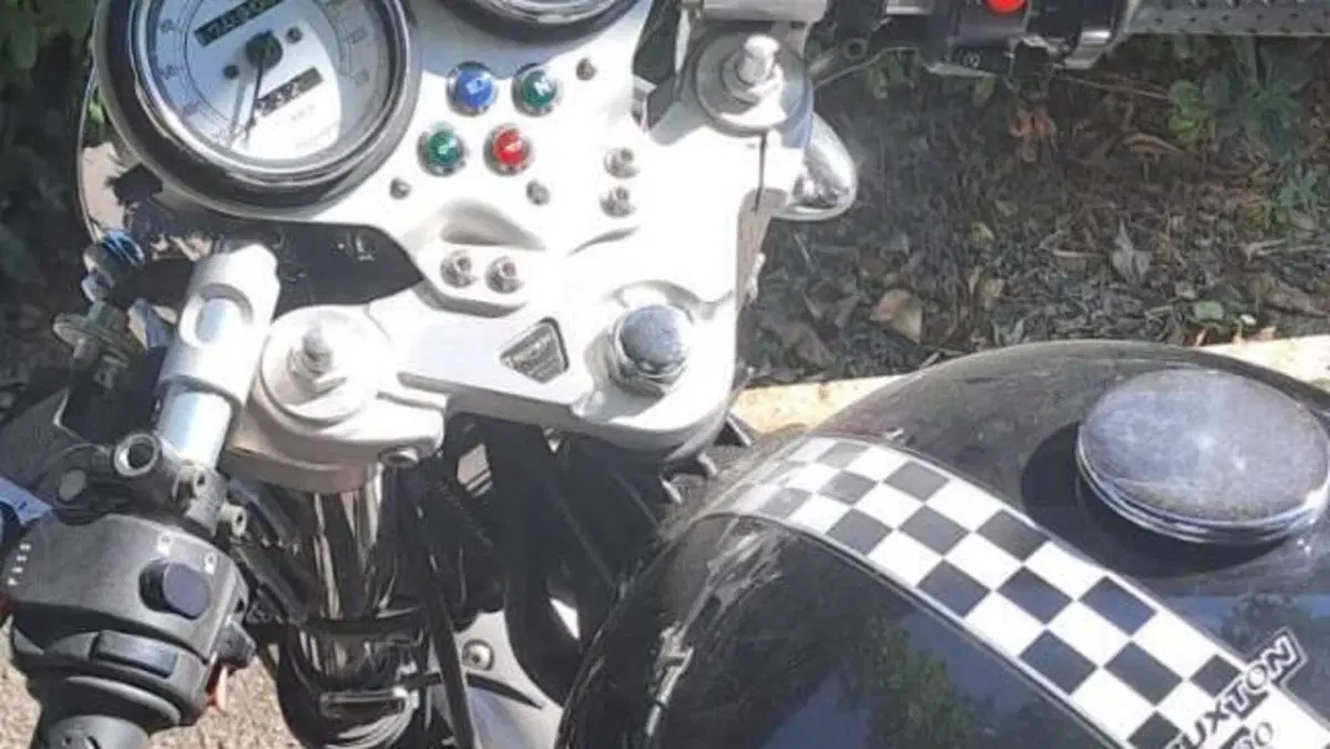 Triumph Thruxton 900 (2004 - 15) 