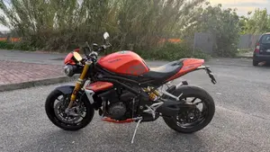 Triumph Speed Triple 1200 RS (2021 - 24)  (2)