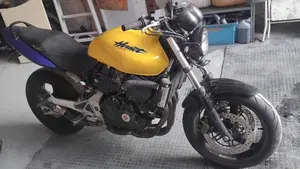 Honda Hornet 600 (2000 - 02)  (4)