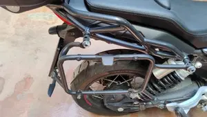 Moto Guzzi V85 TT (2019 - 20)  (4)