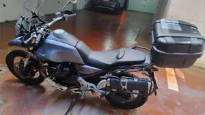 Moto Guzzi V85 TT (2019 - 20)  (6)