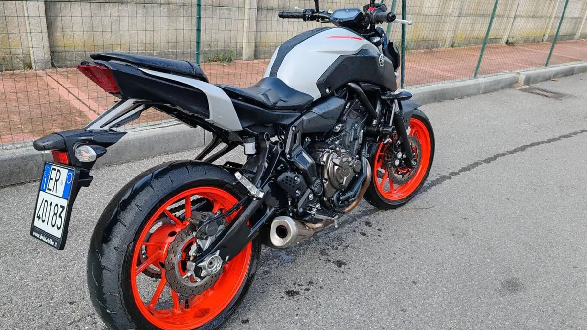 Yamaha MT-07 (2018 - 20)  (3)
