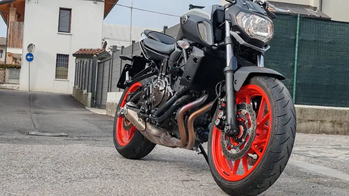 Yamaha MT-07 (2018 - 20)  (11)
