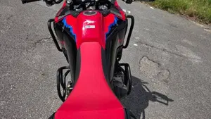 Honda Africa Twin CRF 1100L ES DCT (2024 - 26)  (4)