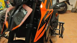 KTM 1290 Super Duke R (2019)  (2)