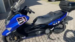 Yamaha T-Max 500 (2004 - 07)  (6)