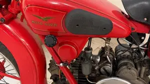 Moto Guzzi   (2)