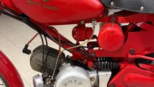 Moto Guzzi   (2)