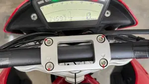 Ducati Hypermotard 1100 EVO (2010 - 12)  (4)