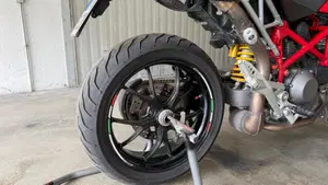 Ducati Hypermotard 1100 EVO (2010 - 12)  (10)