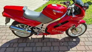 Honda   (2)