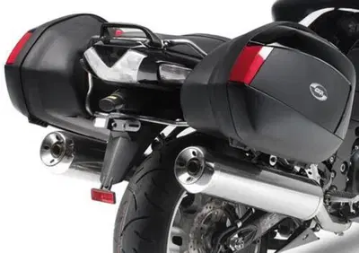 GIVI PLX446 Portavaligie laterale specifico per V3 - Annuncio 8859530